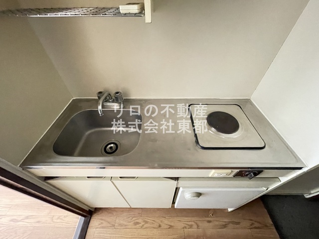 キッチン　暑い夏にオススメの火を使わない電気コンロ設置済♪