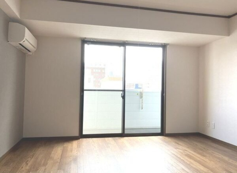 居室・リビング　図面と現状に相違がある場合には現状を優先