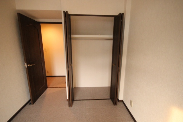 居室・リビング　別号室の写真です。