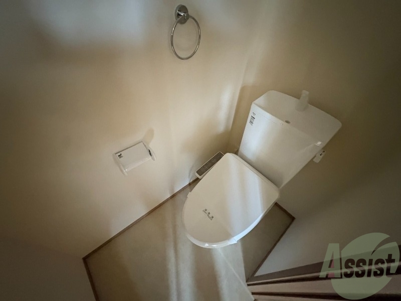 トイレ　トイレは清潔感があり安心して使用できそうです。