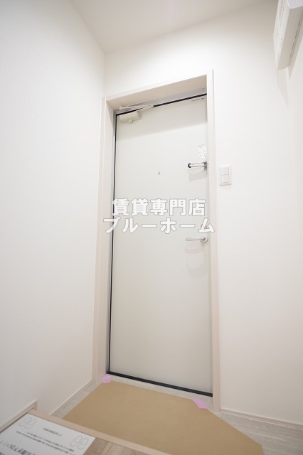 玄関　スペースたっぷりの玄関！