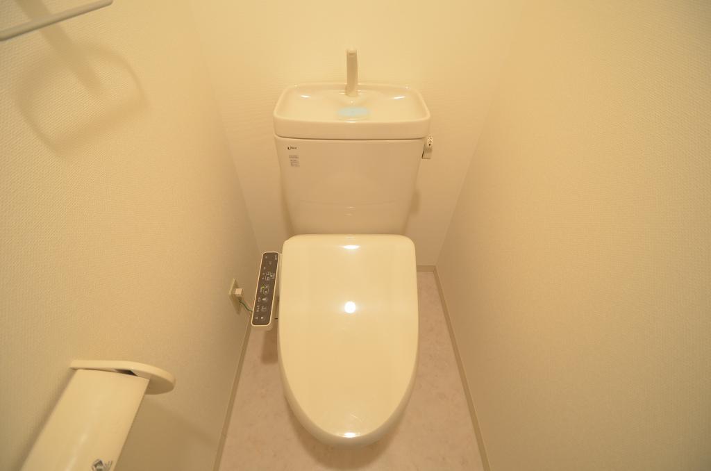 トイレ　シャワー付トイレ