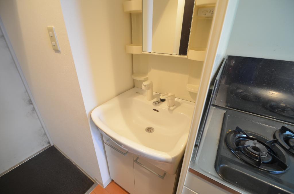 洗面設備　洗髪洗面化粧台