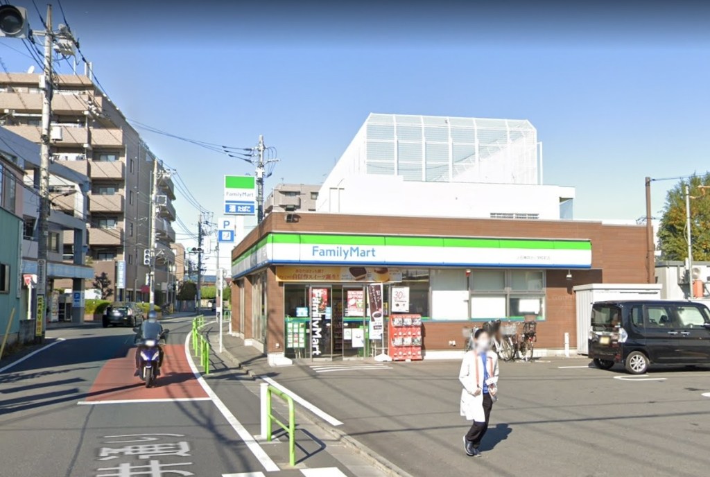 コンビニ　ファミリーマート 上石神井北小学校前店（コンビニ）まで481m