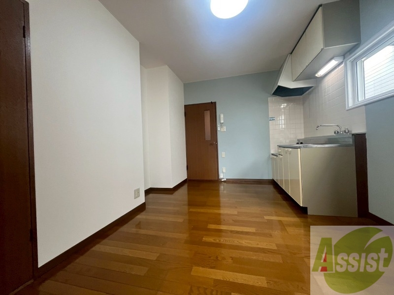 居室・リビング　広くてきれいなリビングです！快適に過ごせそうですね。