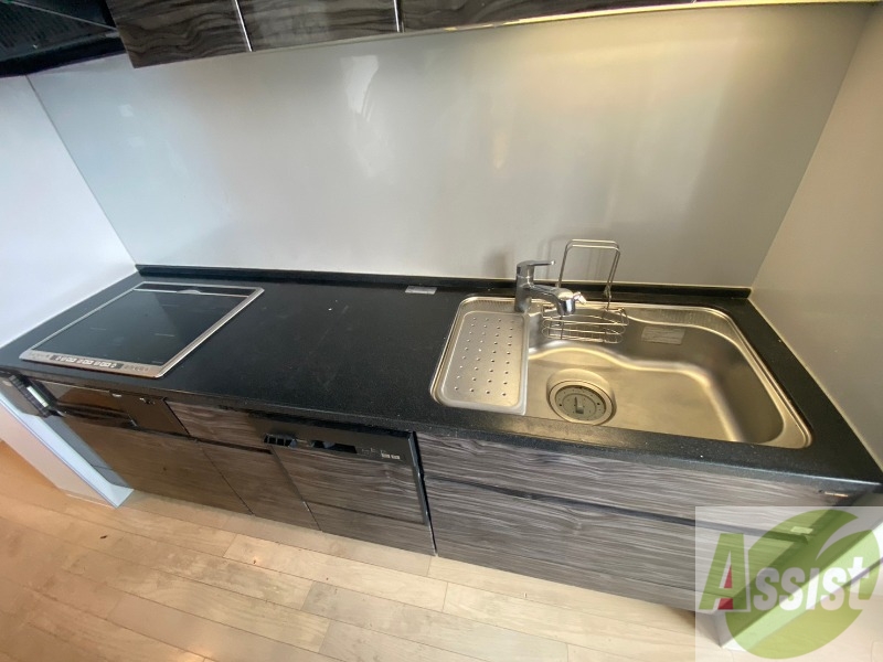 キッチン　キッチンは調理スペースもあり料理がはかどりそうです。