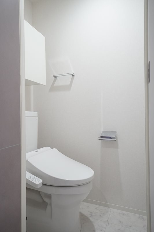 トイレ　同物件別部屋です