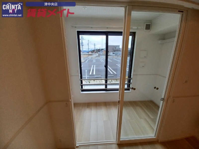 バルコニー　同型参考写真