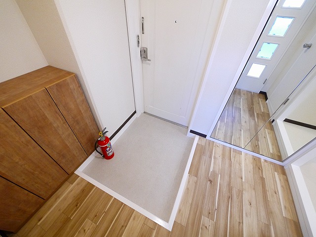 玄関　シンプルで使いやすい玄関です