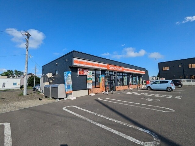 コンビニ　セイコーマート江別朝日店（コンビニ）まで371m