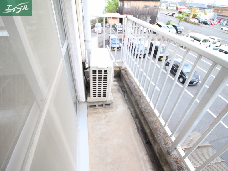 バルコニー　同物件別部屋の写真です
