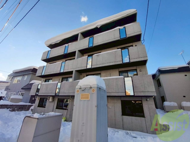 建物外観　札幌市東区北２３条「ＪＥＥＫ　ＢＬＡＵ　ＭＯＴＯＭＡＣＨＩ」