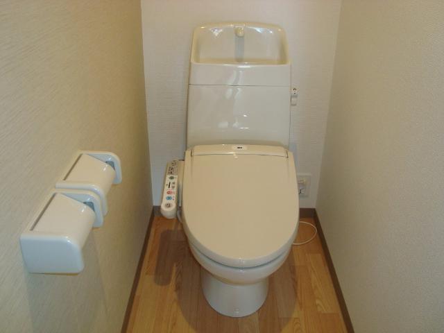 トイレ　シャワー付トイレ