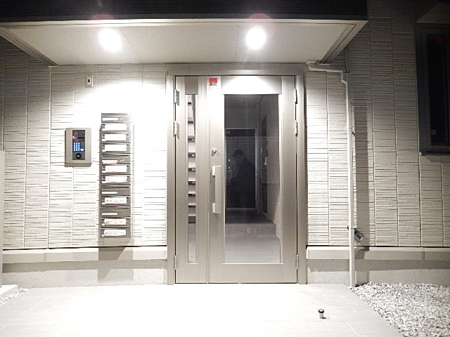 エントランス　同シリーズの画像参照