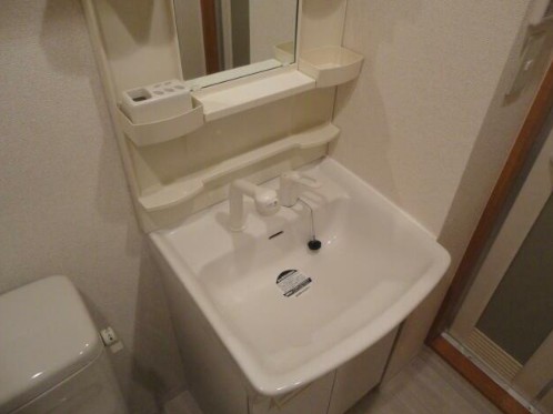 洗面設備　洗面所です