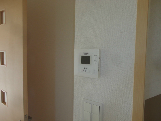 セキュリティ　ＴＶモニターホンで女性も安心！