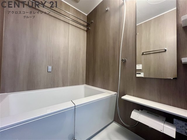 バス・シャワールーム　浴室乾燥機付きでおすすめ♪