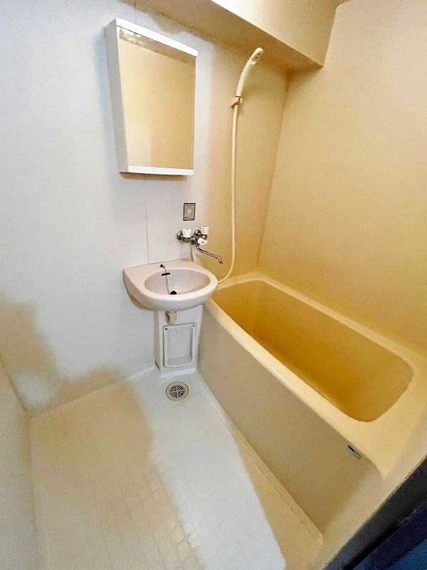 バス・シャワールーム　★浴室/洗面台★