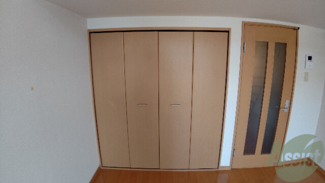 収納　収納スペースはこんな感じで大きさは十分ありますね。