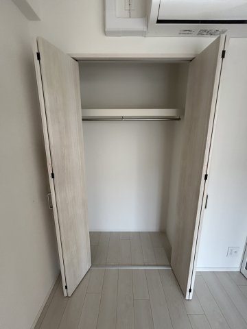 居室・リビング　こちらのリビングで趣味の時間をお楽しみください