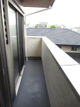 　バルコニー　ベランダ