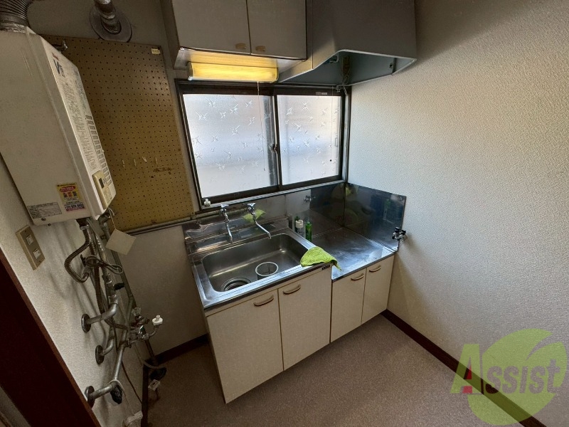 キッチン　キッチンはスペースも広々していて使いやすそうですよ！