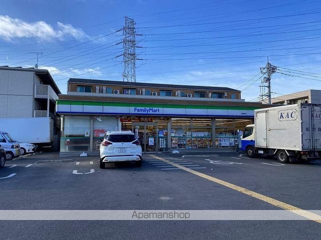 コンビニ　ファミリーマート八潮駅南店（コンビニ）まで2651m