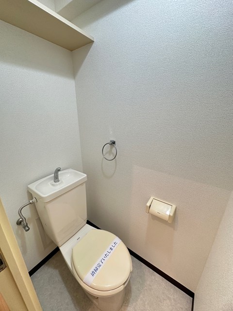 トイレ　人気のバストイレ別です♪トイレが独立していると使いやすいです