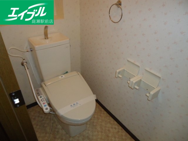 トイレ　シャワー付きトイレ