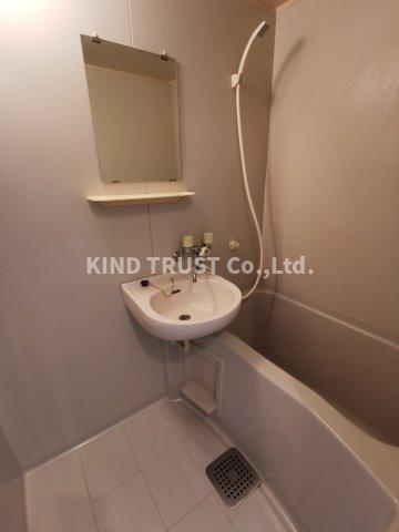 バス・シャワールーム　ゆったり過ごせるお風呂です