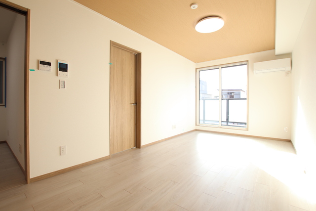 居室・リビング　ゆっくりくつろげる広々空間★