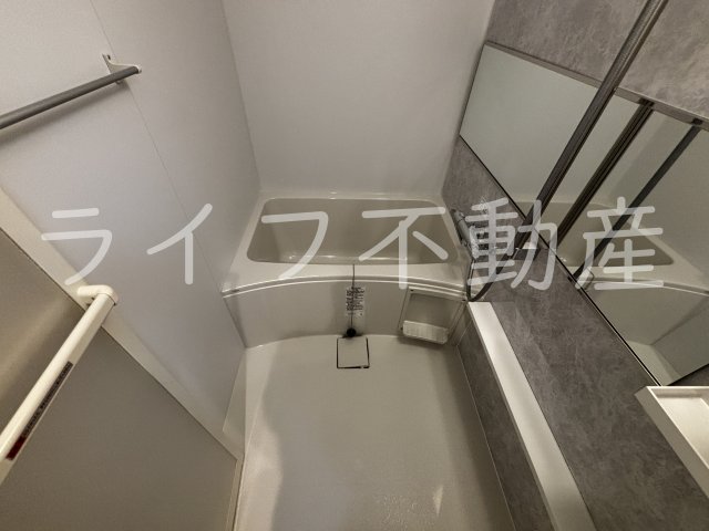 バス・シャワールーム　お風呂で日々の疲れを落としましょう