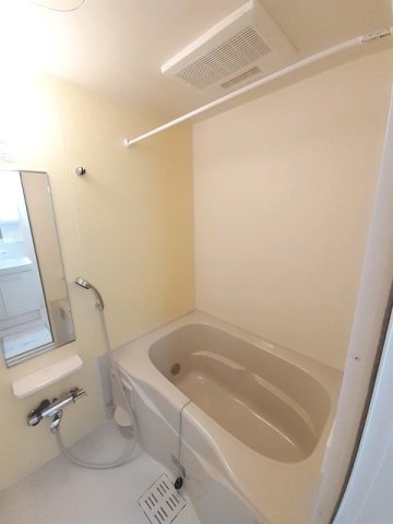 バス・シャワールーム　日々の暮らしに欠かせないお風呂です