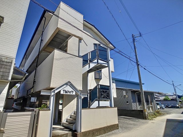 建物外観　現況と異なる場合は現況を優先します。