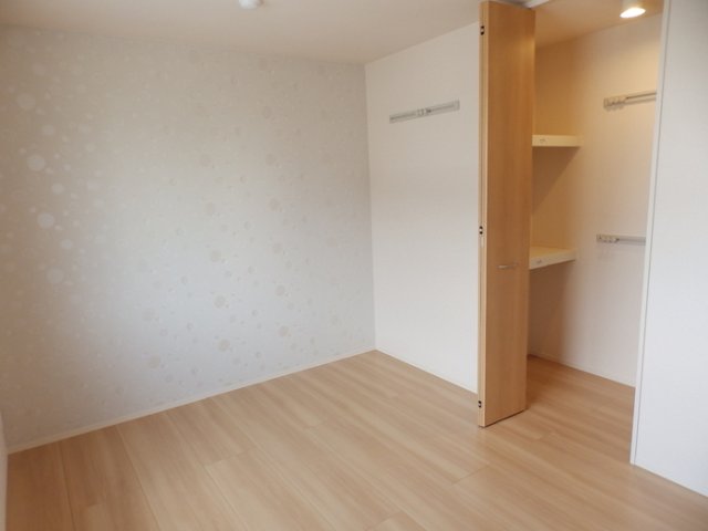 収納　ベッドルーム