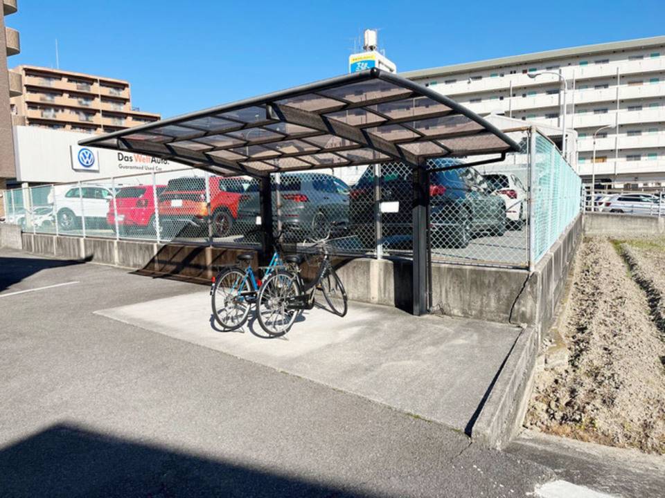 駐車場　駐輪場