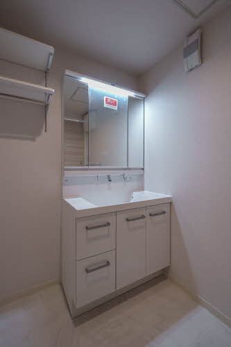 洗面設備　洗面化粧台