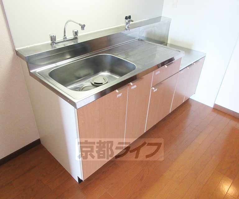 キッチン　広々キッチンスペースです！