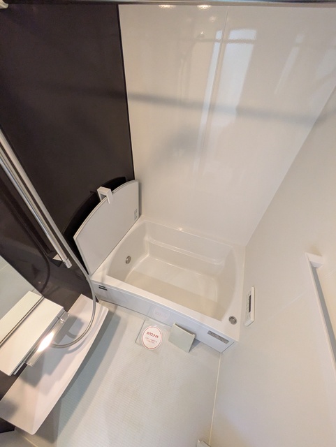 バス・シャワールーム　★追炊き機能つきのバスです★