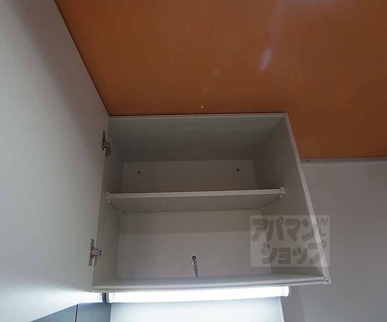 収納　キッチン上収納