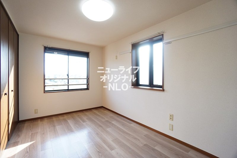 その他部屋・スペース　角部屋の寝室で静かな就寝が可能です。