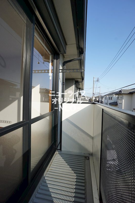 バルコニー　南向きで日当たり良好♪お洗濯物もよく乾きます♪