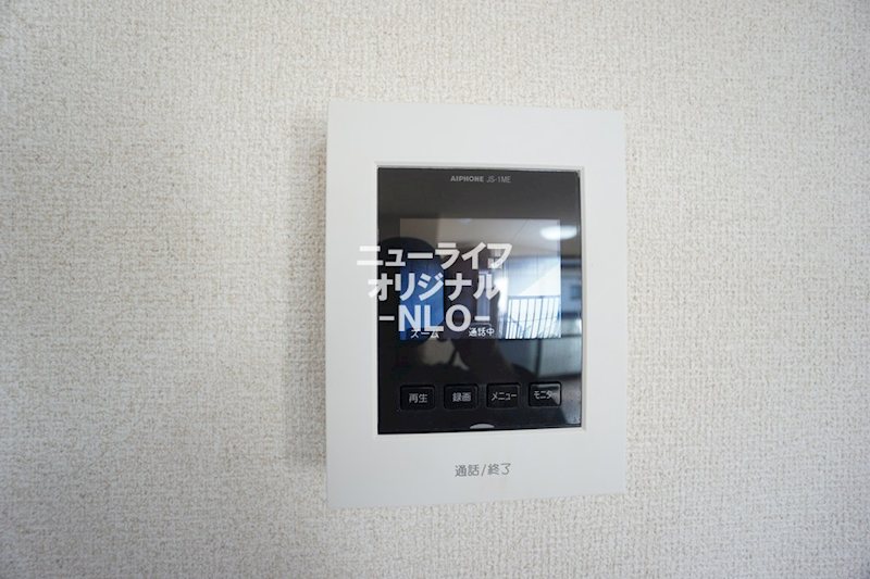 収納　奥行きのある収納スペースで荷物もたくさん入ります。