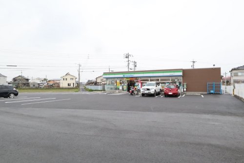 コンビニ　ファミリーマート 一宮定水寺店（コンビニ）まで826m