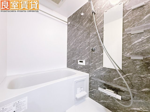 バス・シャワールーム　同仕様の写真