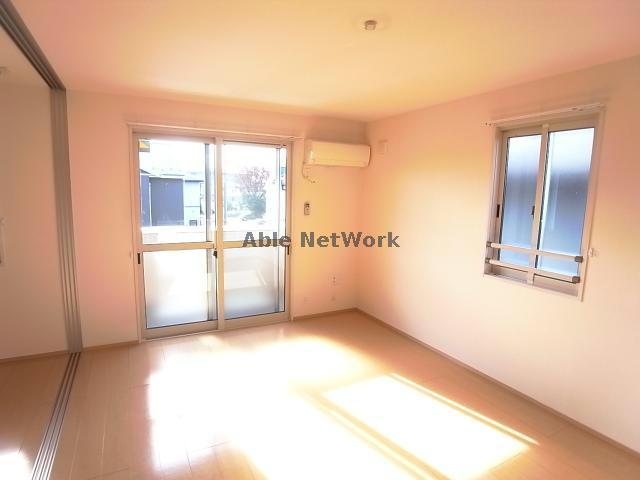 居室・リビング　※同型室内写真