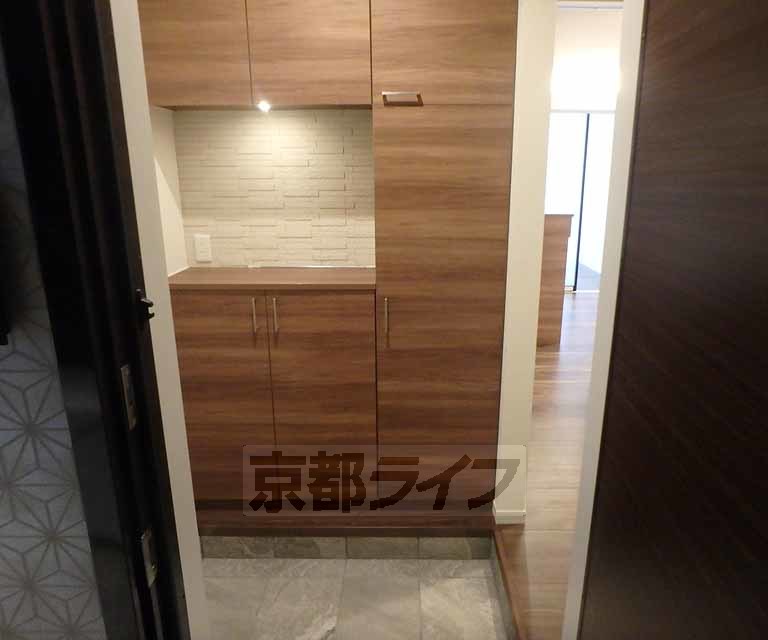 玄関　収納たっぷりの玄関です