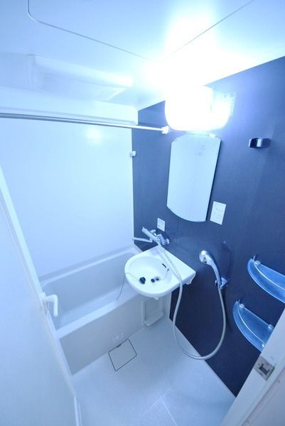 バス・シャワールーム　★バストイレ別★