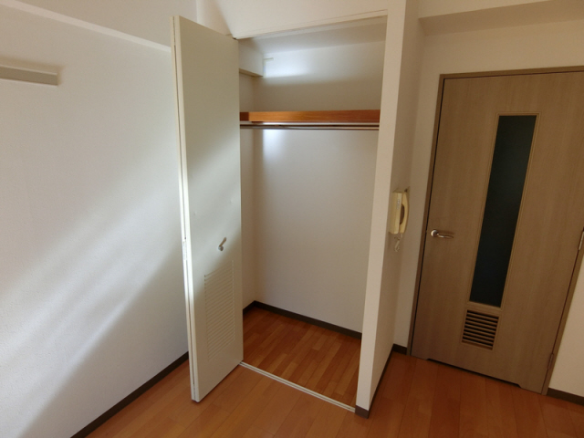 収納　クローゼット