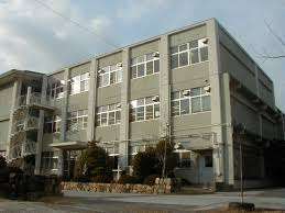 高校・高専　愛知県立名古屋工科高校（高校・高専）まで402m